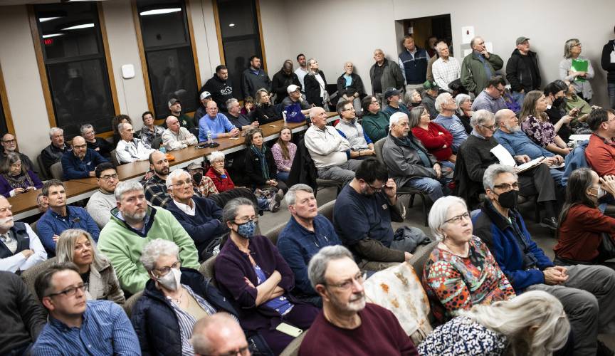 Residents fill the Concord City Council chambers during a meeting in 2023.