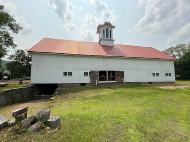 The Kenney Barn on King Street in Boscawen.