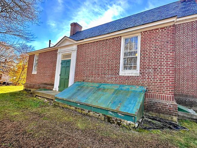 The 1913 Boscawen Library is for sale.