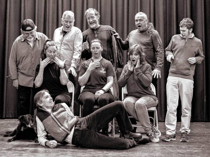 SKIT cast, Warner. SKIT cast, Warner.