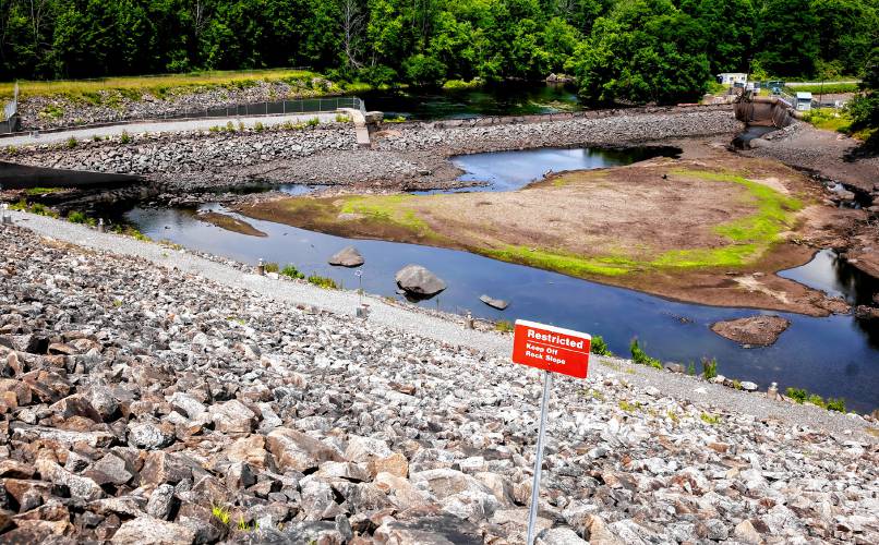 The spillway of Hopkinton Dam on Route 127 in Contoocook, The Hopkinton-Everett Lakes project provides flood protectionon the Contoocook and Piscataquog rivers, which are tributaries of the Merrimack River.