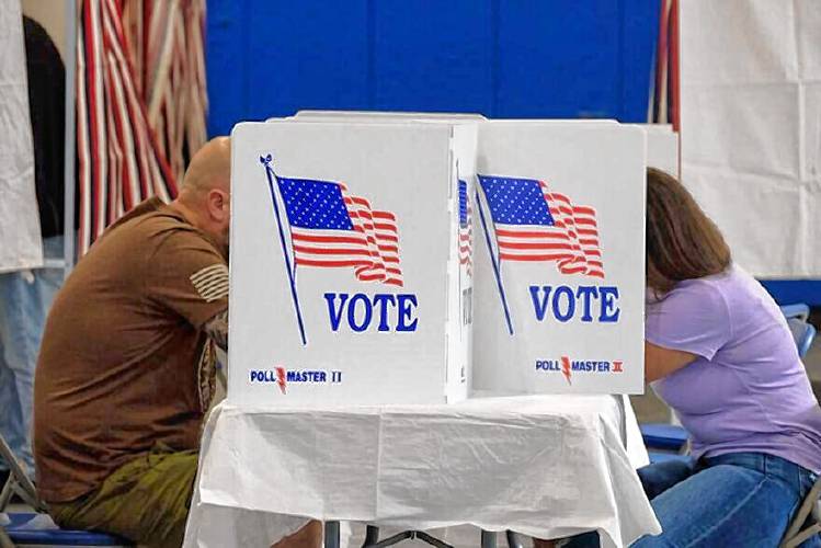 Voters in Londonderry fill out their ballots for the the state primary, Sept. 10, 2024. Voters in Londonderry fill out their ballots for the the state primary, Sept. 10, 2024.