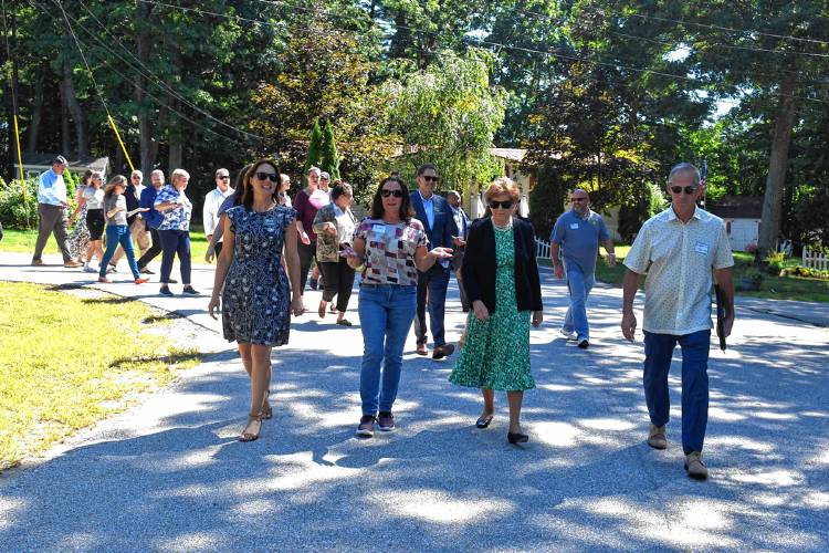 Sen. Jeanne Shaheen tours Derry Oak Village Cooperative, New Hampshire’s 150th resident-owned manufactured housing community. Sen. Jeanne Shaheen tours Derry Oak Village Cooperative, New Hampshire’s 150th resident-owned manufactured housing community.