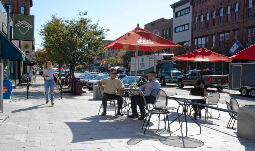 The redesign in Concord widened sidewalk creating space for seating and out door dinning.