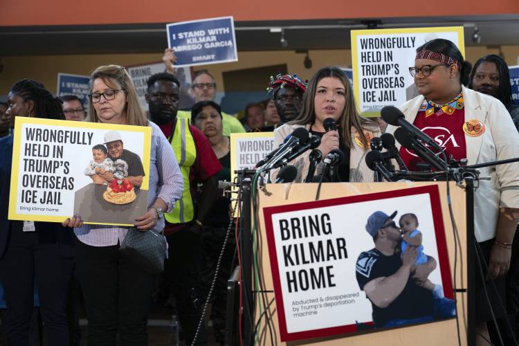Jennifer Vasquez Sura, the wife of Kilmar Abrego Garcia of Maryland, who was mistakenly deported to El Salvador, speaks during a news conference at CASA’s Multicultural Center in Hyattsville, Md., on April 4.