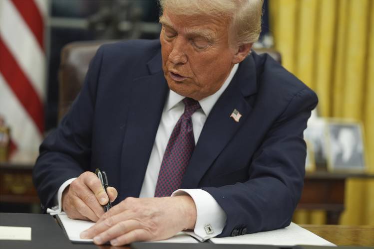 President Donald Trump signs an executive order on birthright citizenship in the Oval Office of the White House, Monday, Jan. 20, 2025, in Washington. (AP Photo/Evan Vucci) President Donald Trump signs an executive order on birthright citizenship in the Oval Office of the White House, Monday, Jan. 20, 2025, in Washington. (AP Photo/Evan Vucci)