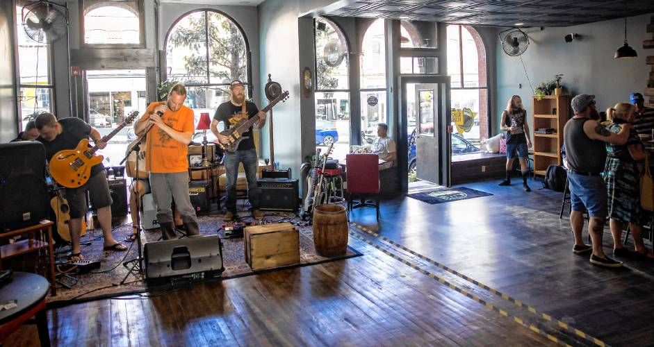 The new downtown venue, the Pembroke City Limits opened this week with music entertainment, drinks and vegan food offerings.