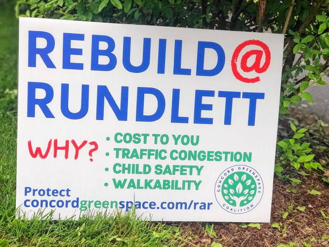 Citizens aligned with the initiative Rebuild at Rundlett are urging the Concord School District to rebuild the middle school on its current South Street site.