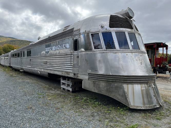 The Flying Yankee ended service in 1955.